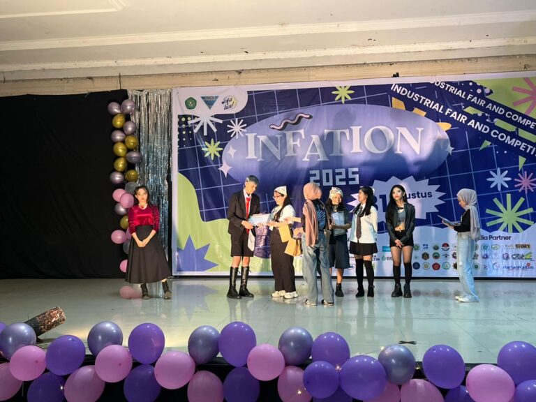 INFATION 2025 Meriah di Auditorium UNMUL: UMKM Festival, Lomba K-Pop, hingga Noraebang Party.
